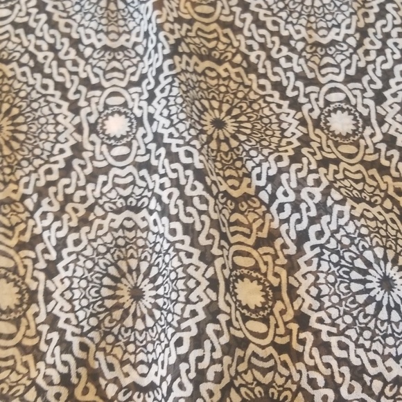 Unique camisole with tail like back (open!) - Picture 4 of 5